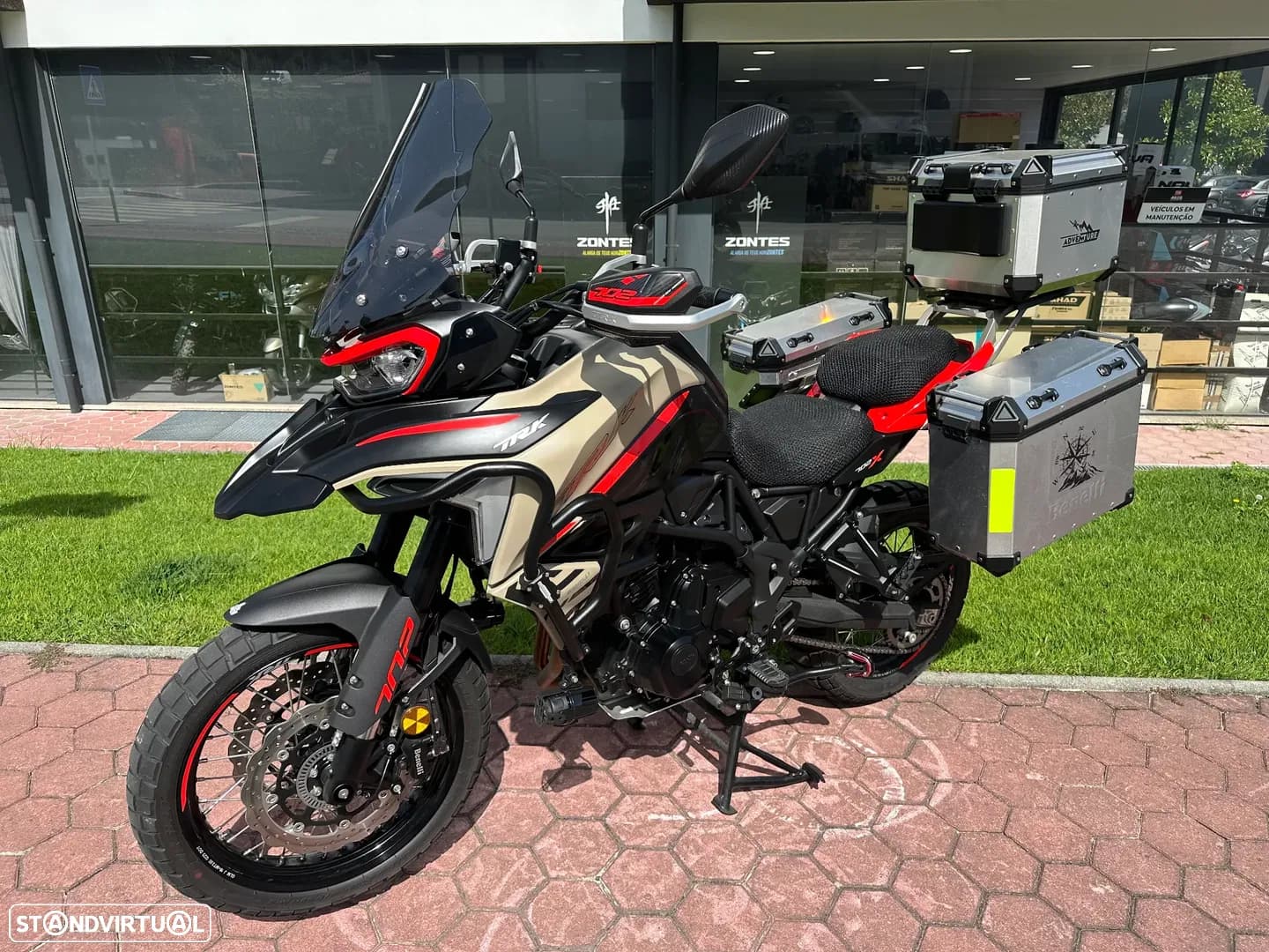 Benelli TRK 702 X